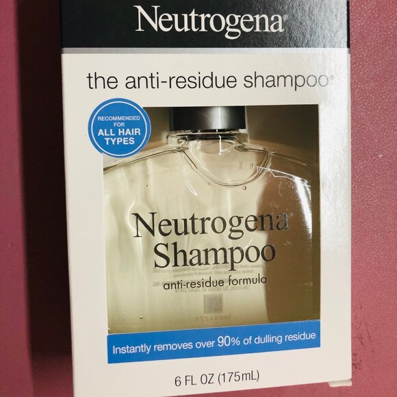Neutrogena Anti-Residue Shampoo - Picture 1 of 1